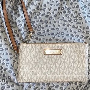 Michael Kors Authentic WRISTLET